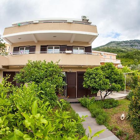 Apartments Vila Masha Petrovac Luaran gambar