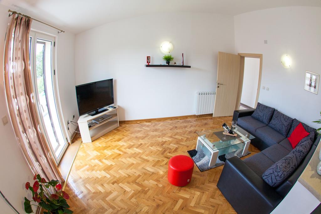 Apartments Vila Masha Petrovac Luaran gambar