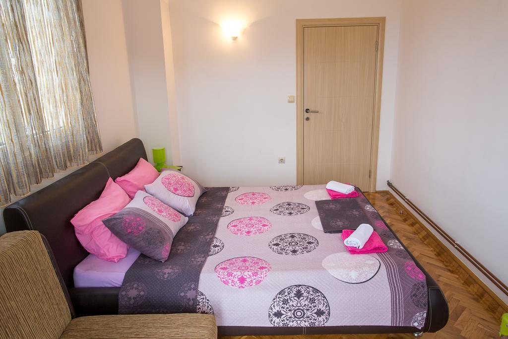 Apartments Vila Masha Petrovac Luaran gambar