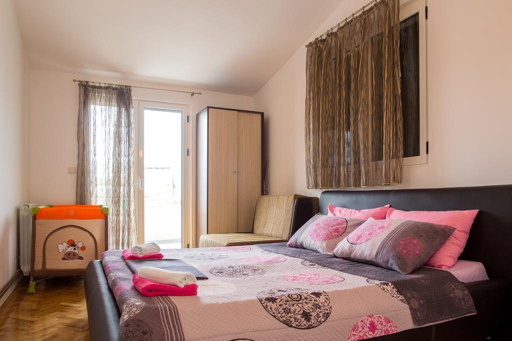 Apartments Vila Masha Petrovac Luaran gambar