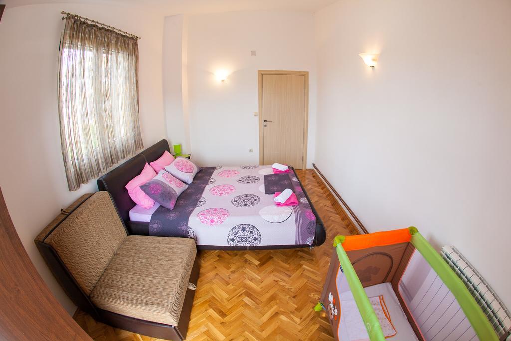 Apartments Vila Masha Petrovac Luaran gambar