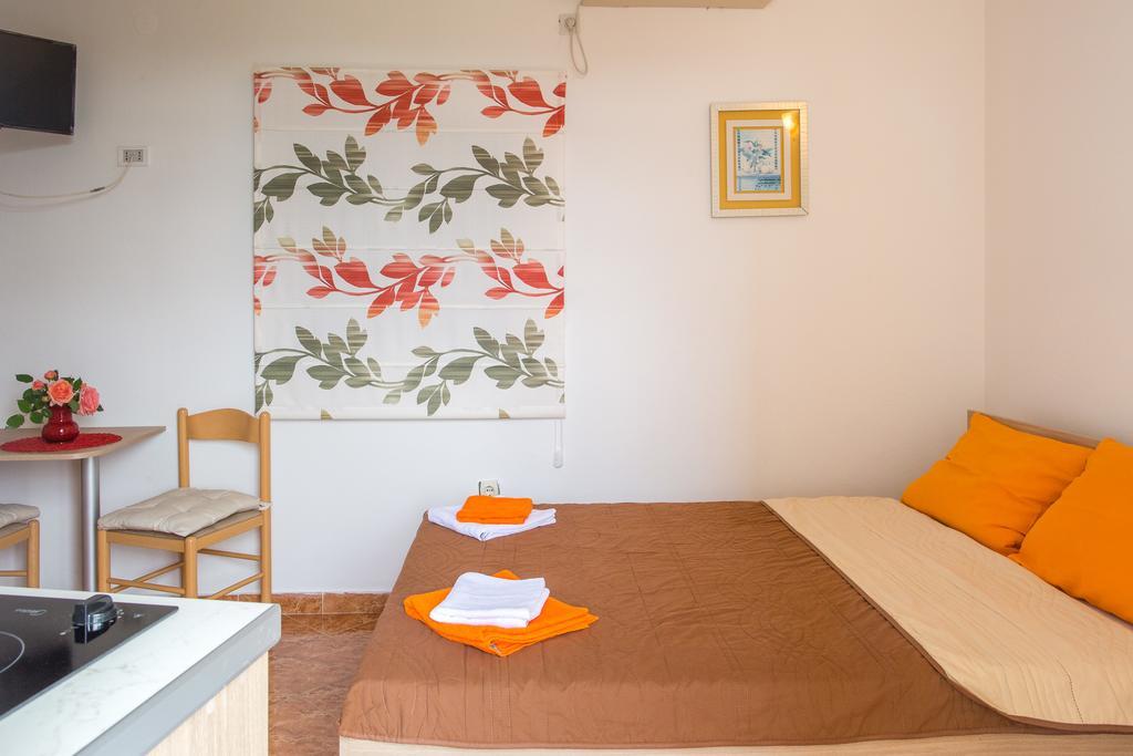 Apartments Vila Masha Petrovac Luaran gambar
