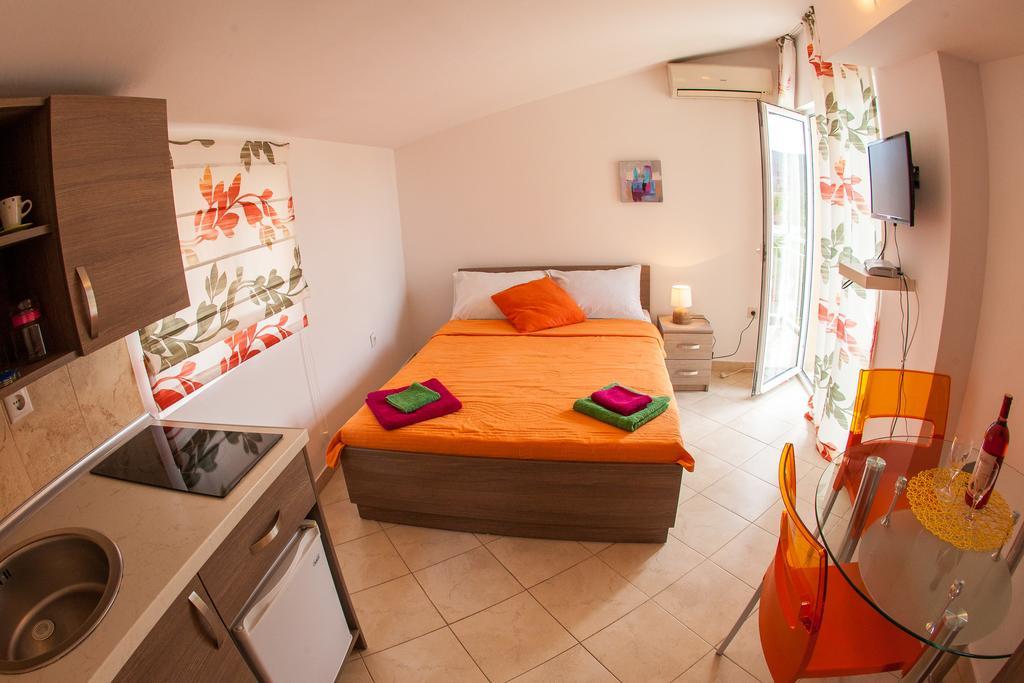 Apartments Vila Masha Petrovac Luaran gambar