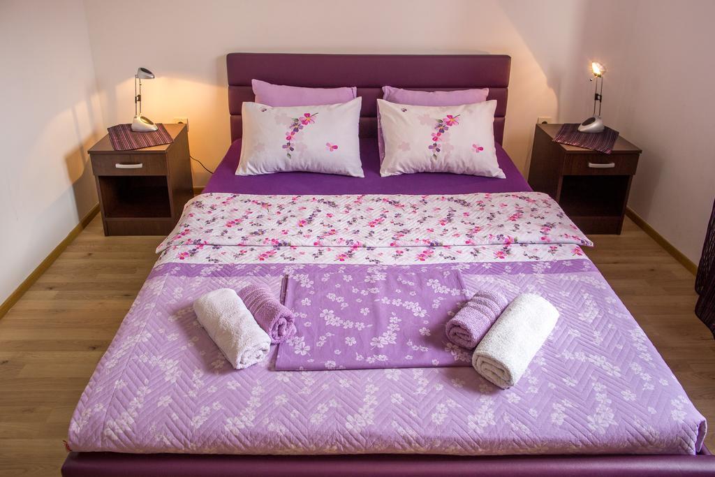 Apartments Vila Masha Petrovac Luaran gambar