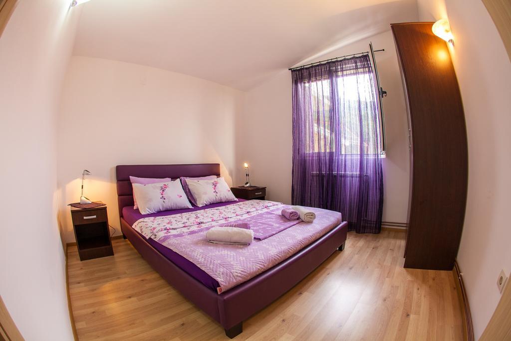 Apartments Vila Masha Petrovac Luaran gambar