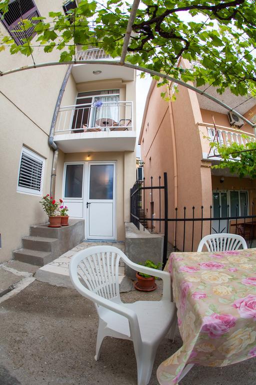 Apartments Vila Masha Petrovac Luaran gambar